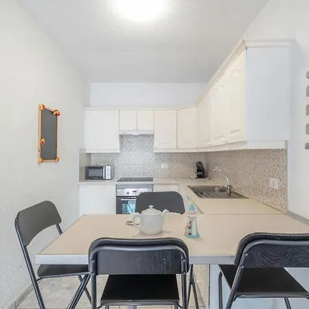 Chiara Garden View *