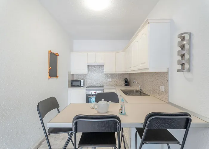 Chiara Garden View *