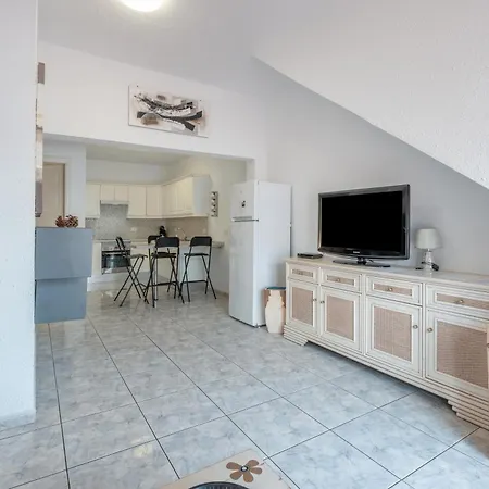 Chiara Garden View Holiday home *