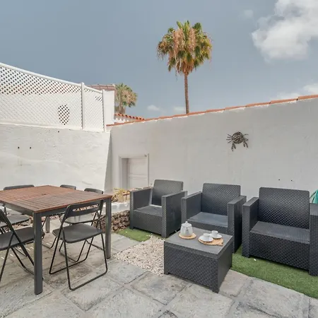 Chiara Garden View Holiday home *