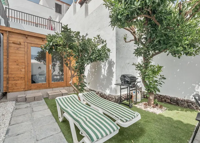 펜션 Chiara Garden View 아데제