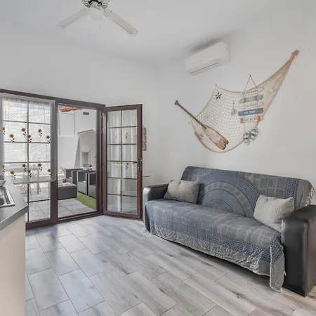 Chiara Garden View بيت للعطل أذيخي