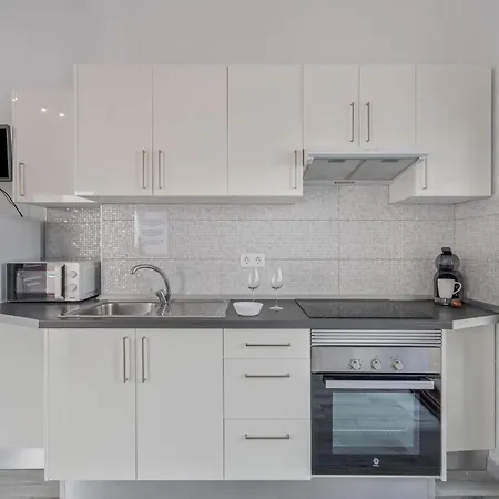 بيت للعطل Chiara Garden View أذيخي