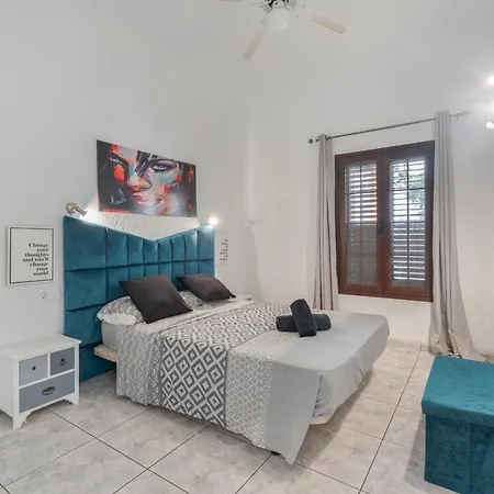 Chiara Garden View *