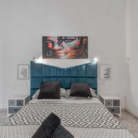 Chiara Garden View أذيخي